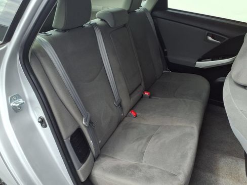 Used 2015 Toyota Prius Two FWD image 31