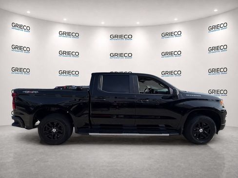 Used 2023 Chevrolet Silverado 1500 RST AWD/4WD image 8