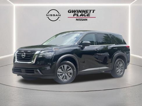Used 2024 Nissan Pathfinder S FWD image 1