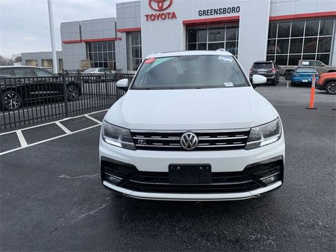 Used 2019 Volkswagen Tiguan SEL R-Line image 3
