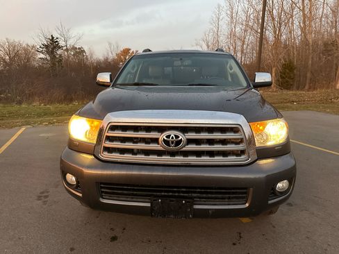 Used 2012 Toyota Sequoia Limited image 2