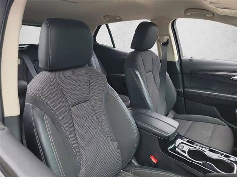 Used 2023 Buick Envision Preferred image 15