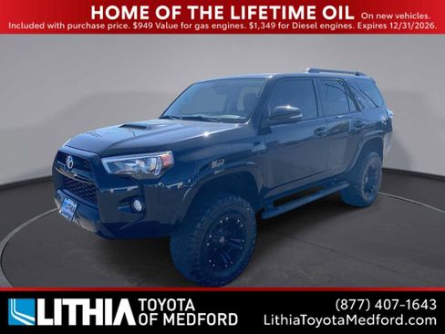 Used 2019 Toyota 4Runner TRD Off-Road Premium AWD/4WD image 1