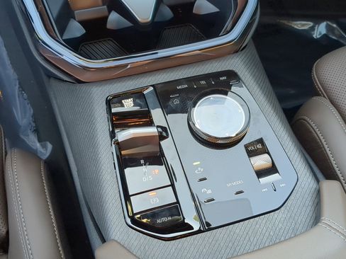 New 2026 BMW X3 xDrive30 w/ Premium Package image 19