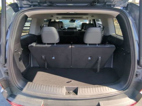 Used 2025 Hyundai Santa Fe Limited FWD image 14