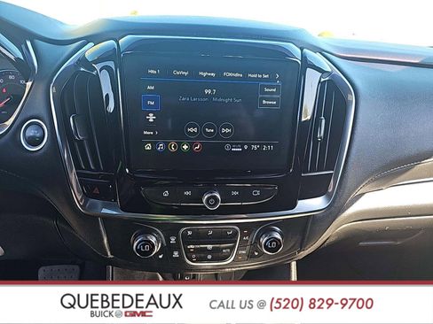 Used 2023 Chevrolet Traverse LT image 9