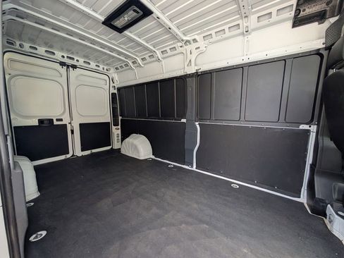 Used 2025 RAM ProMaster 3500 w/ Convenience Group FWD image 13