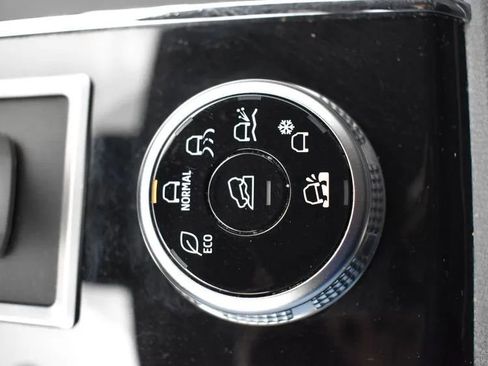 Used 2024 Mitsubishi Outlander Ralliart image 35