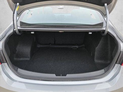 Used 2025 Chevrolet Malibu LT FWD image 6