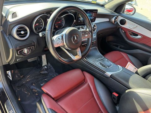 Used 2021 Mercedes-Benz GLC 300 image 13