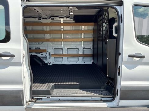 Used 2025 Ford Transit 250 Low Roof w/ Exterior Upgrade Package RWD image 19