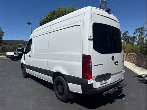 Used 2023 Mercedes-Benz Sprinter 2500 image 9