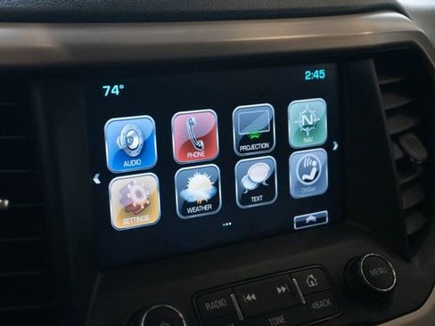 Used 2019 GMC Acadia Denali FWD image 29