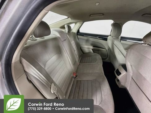 Used 2019 Ford Fusion SE FWD image 24