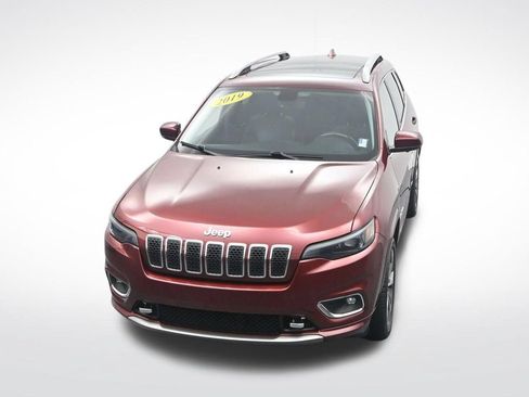 Used 2019 Jeep Cherokee Overland AWD/4WD image 31