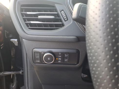 Used 2025 Ford Escape ST-Line Select AWD/4WD image 22