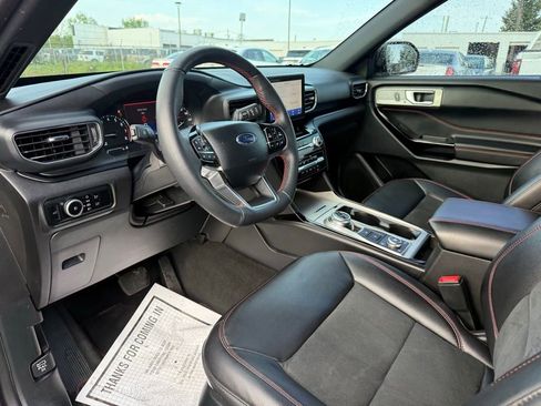 Certified 2024 Ford Explorer ST-Line w/ Class IV Trailer Tow Package AWD/4WD image 26