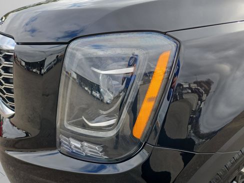 Used 2021 Kia Telluride S image 10