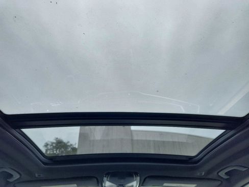 Used 2025 BMW X5 xDrive40i w/ Parking Assistance Package image 12