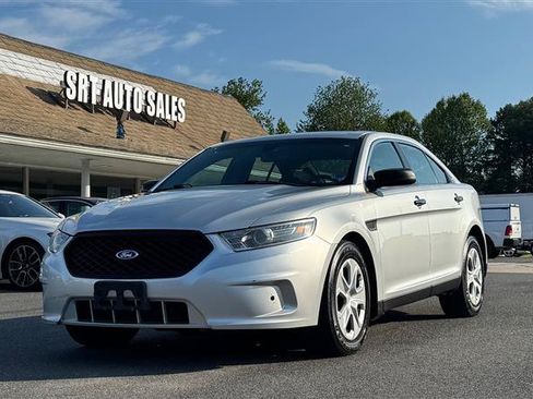 Used 2015 Ford Taurus Police Interceptor AWD image 2