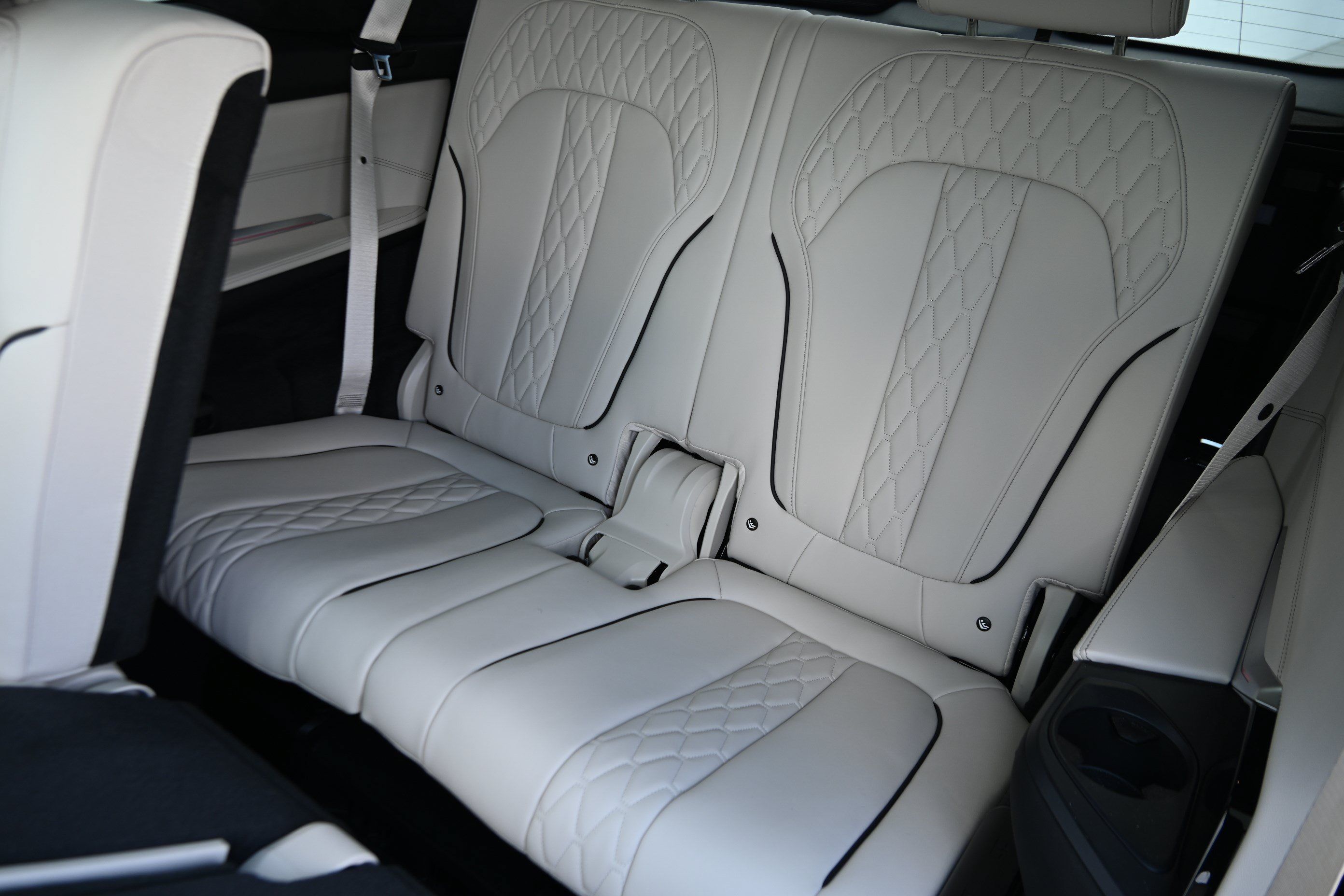 Certified 2026 BMW X7 M60i AWD/4WD image 14