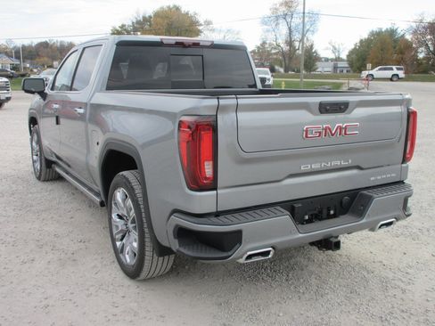 New 2026 GMC Sierra 1500 Denali w/ Denali Reserve Package image 7