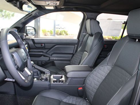 New 2026 Toyota 4Runner TRD Off-Road Premium AWD/4WD image 7