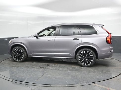 New 2026 Volvo XC90 B5 Plus w/ Protection Package image 7