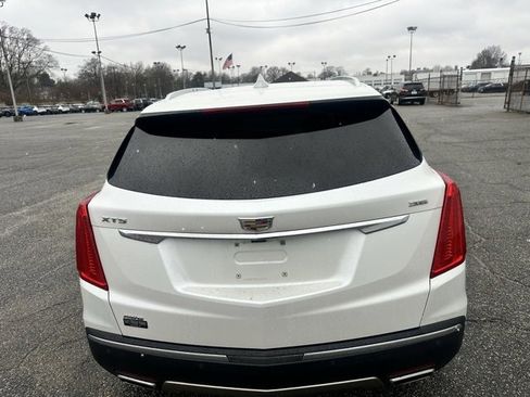 Used 2018 Cadillac XT5 Platinum image 5