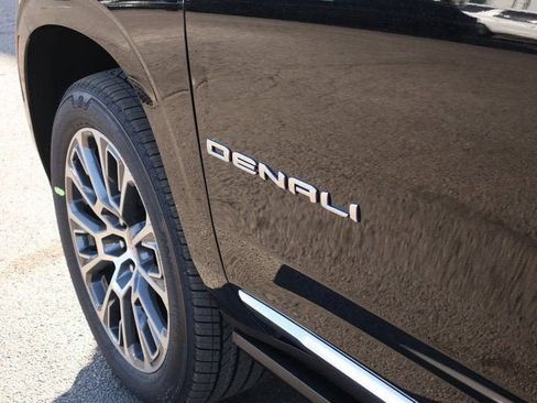 New 2026 GMC Yukon Denali w/ Sun & Power Step Package AWD/4WD image 13