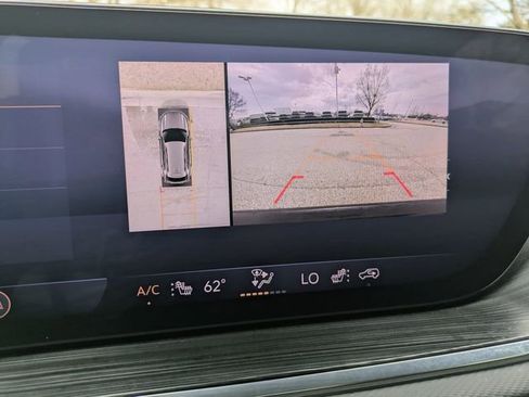 Used 2024 Buick Envision Preferred image 17