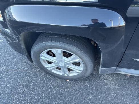 Used 2017 GMC Terrain SLE image 7