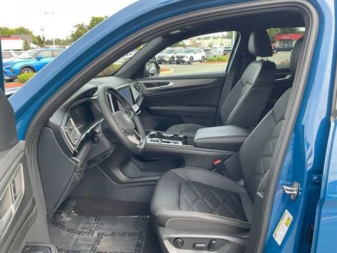 Used 2026 Volkswagen Atlas Cross Sport SE AWD/4WD image 13