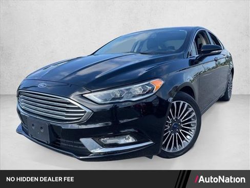 Used 2017 Ford Fusion SE w/ Fusion SE Technology Package AWD/4WD image 1