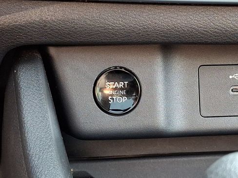Used 2024 Nissan Rogue SV w/ SV Premium Package AWD/4WD image 24