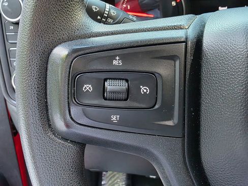 Used 2022 Chevrolet Silverado 2500 Custom w/ Custom Value Package AWD/4WD image 18