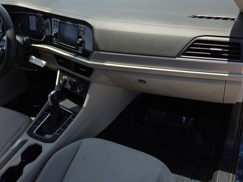 Used 2019 Volkswagen Jetta S w/ Driver Assistance Package FWD image 17