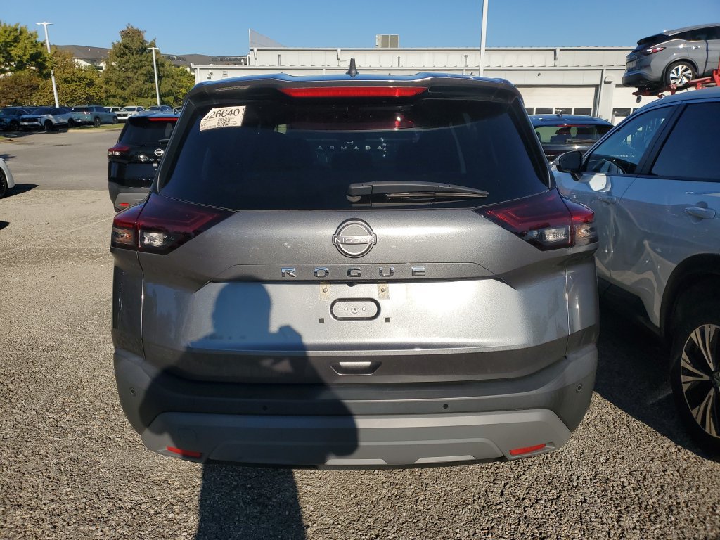 Certified 2023 Nissan Rogue S FWD image 17