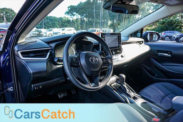 Used 2020 Toyota Corolla LE FWD image 19