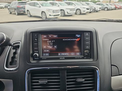 Used 2020 Dodge Grand Caravan GT FWD image 15