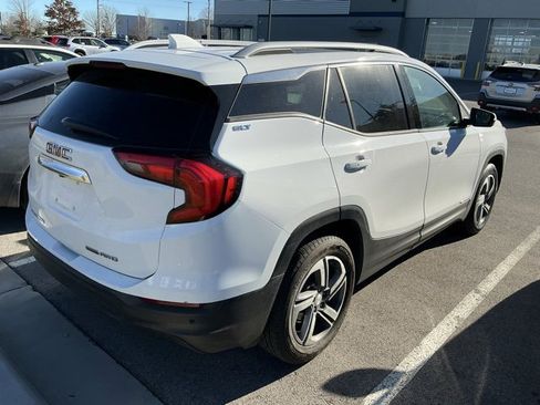 Used 2019 GMC Terrain SLT w/ Infotainment Package II image 5
