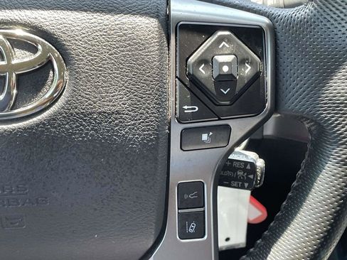 Used 2022 Toyota Tacoma SR5 w/ Technology Package RWD image 30