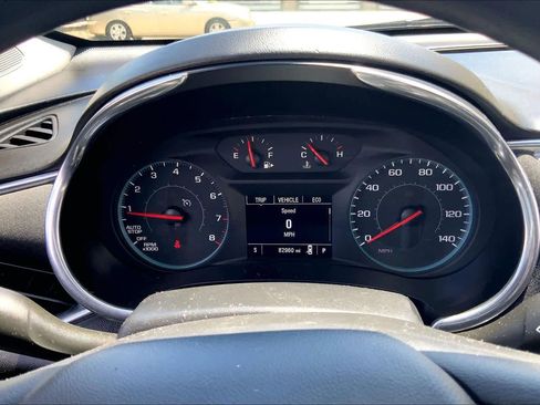 Used 2021 Chevrolet Malibu LT FWD image 26
