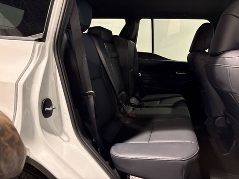 Used 2026 Lexus GX 550 w/ Cold Area Package AWD/4WD image 43