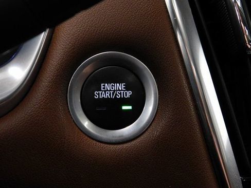 Used 2021 Chevrolet Traverse High Country image 45