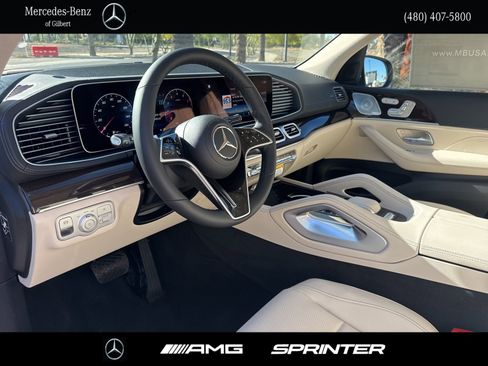 New 2026 Mercedes-Benz GLS 450 4MATIC image 11