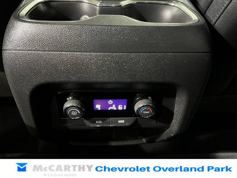 Used 2025 Chevrolet Traverse Z71 w/ Enhanced Driving Package AWD/4WD image 24