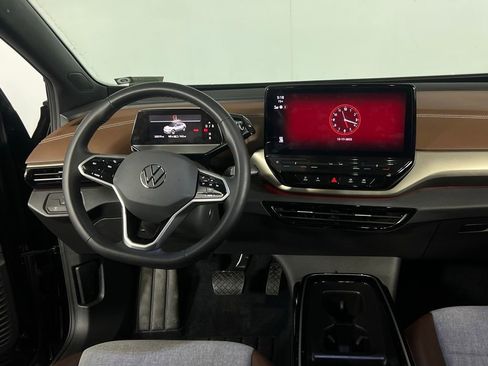 Used 2023 Volkswagen ID.4 Pro image 16