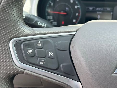 Used 2022 Chevrolet Malibu LT FWD image 26