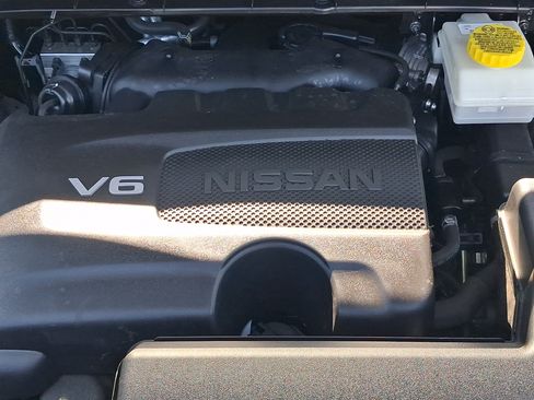 Used 2023 Nissan Pathfinder Platinum AWD/4WD image 9